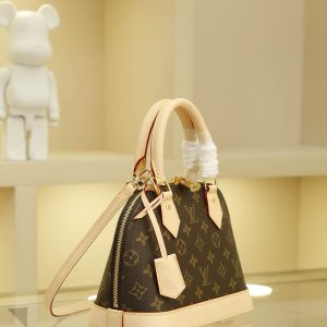 Alternative view of 23.5 x 17.5 x 11.5 cm (Length x Height x Width)